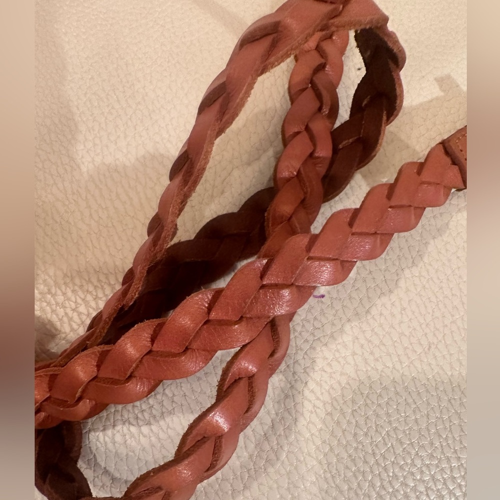 Gap NWT Braided Tan / Brown S Leather Belt w/ Gold buckle Infinitely Adjustable